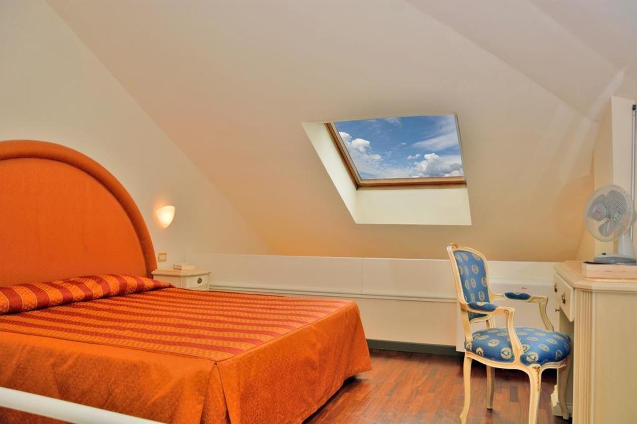 Grand Hotel Menaggio Esterno foto