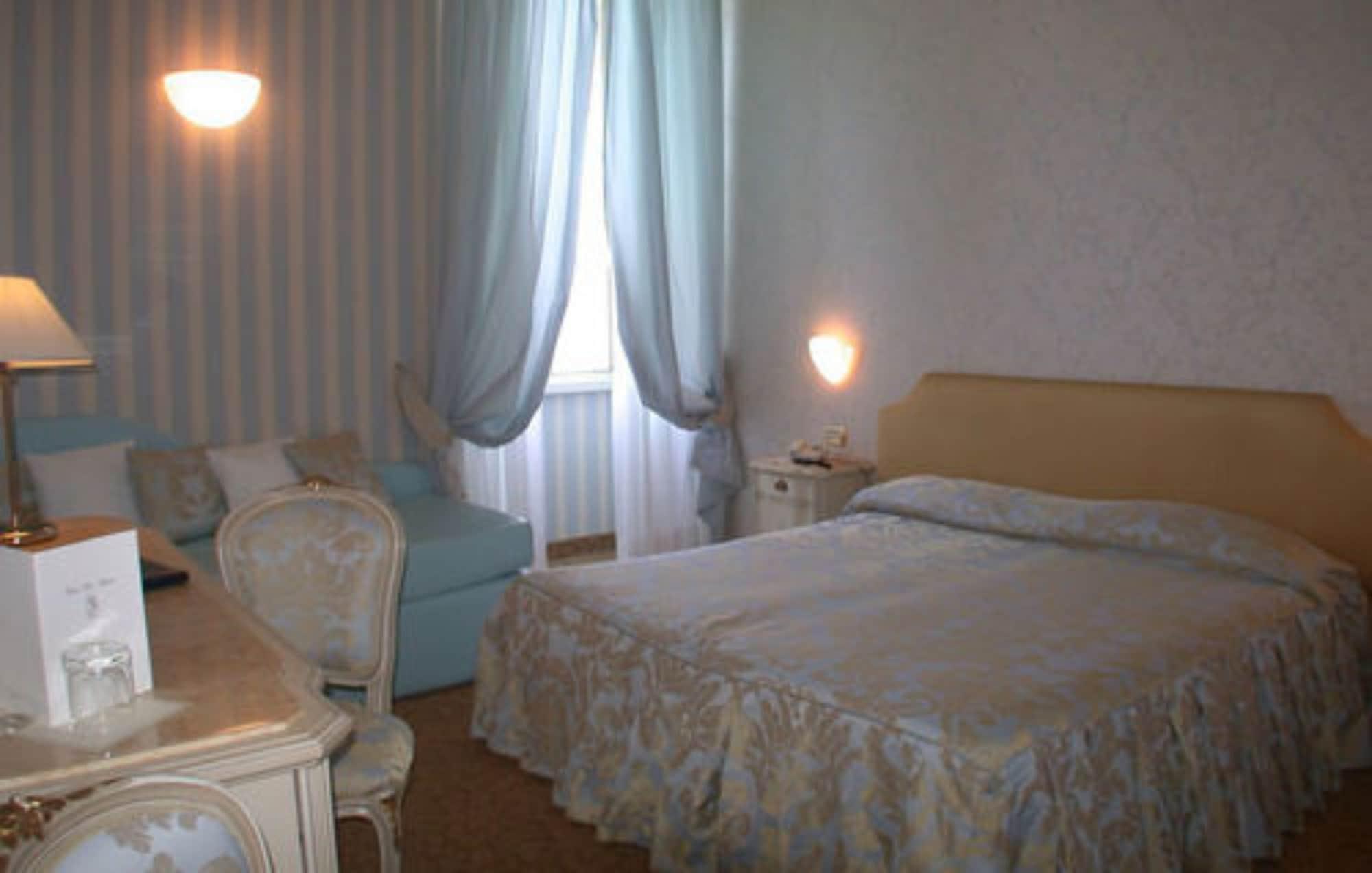 Grand Hotel Menaggio Esterno foto