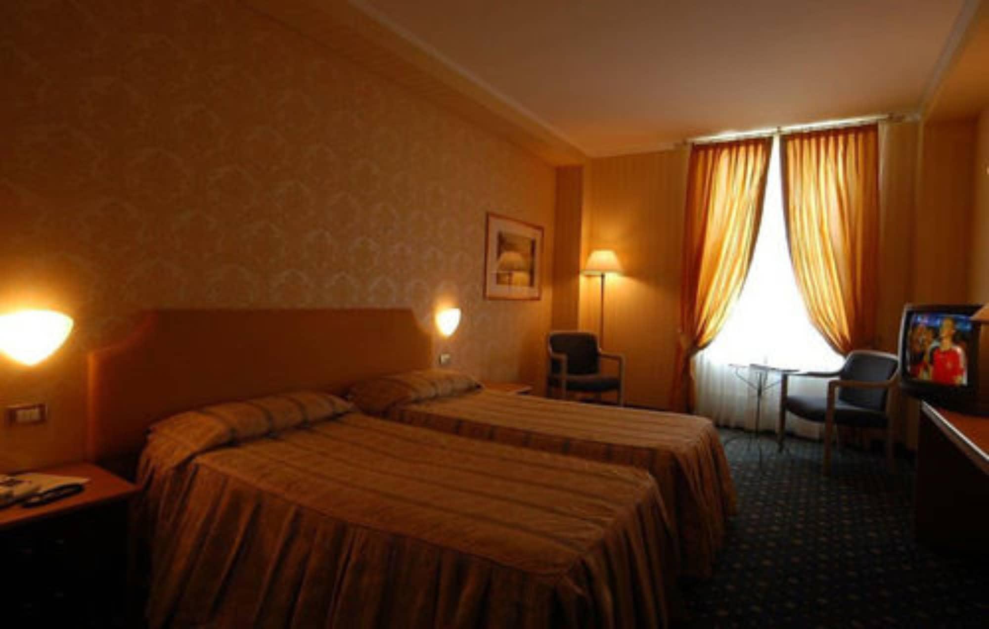 Grand Hotel Menaggio Esterno foto