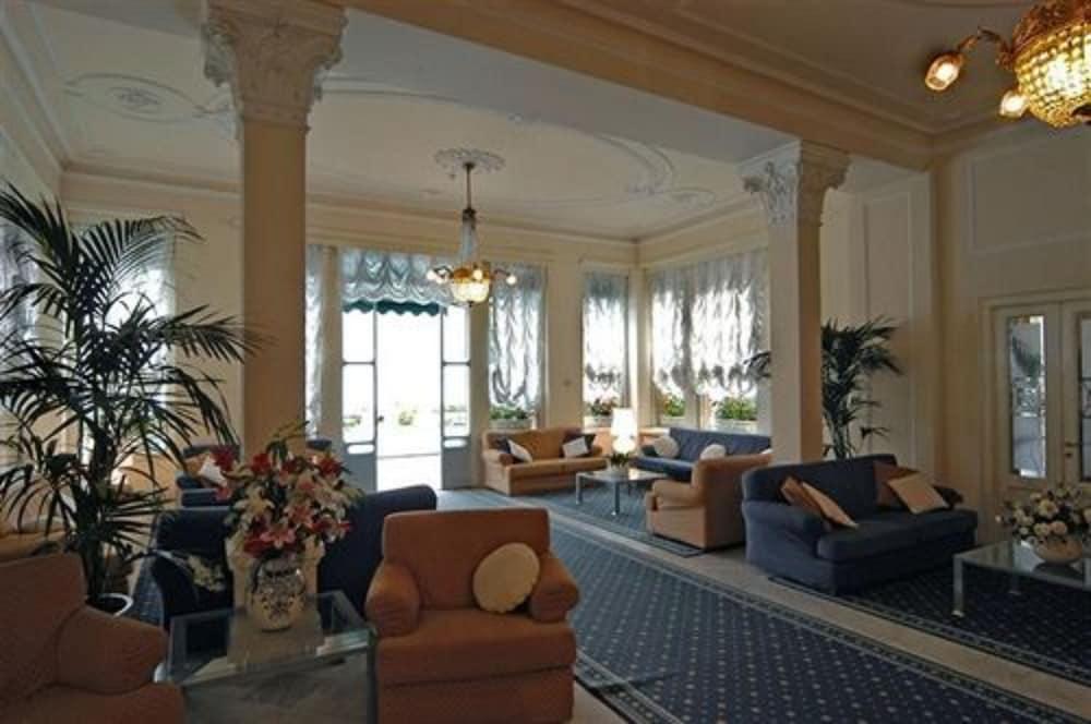 Grand Hotel Menaggio Esterno foto