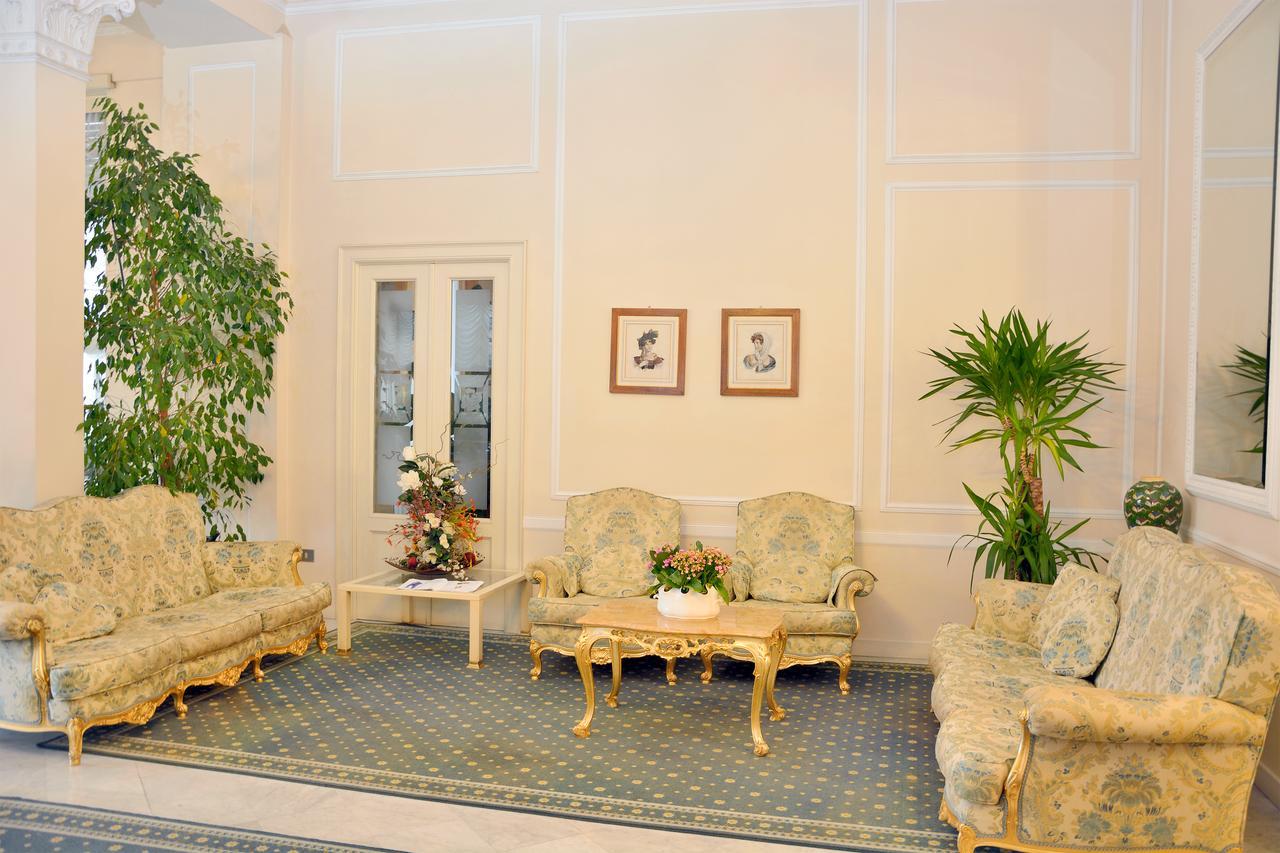 Grand Hotel Menaggio Esterno foto